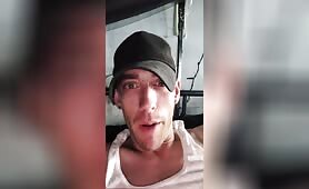 A-Aron, with the breaking news! 